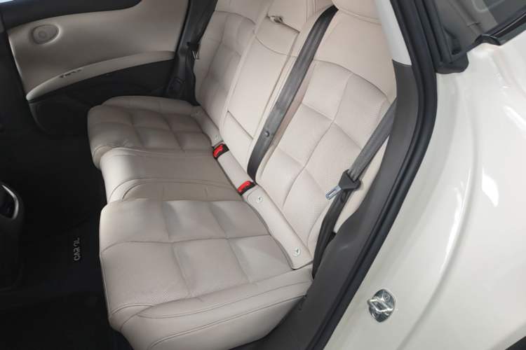 Used IM L6 2024 Max Long-Range Version Left Rear Seat