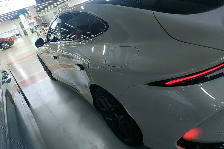 Used IM L6 2024 Max Standard Edition Left Side