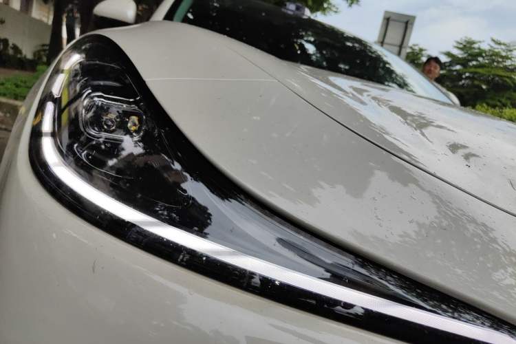 Used IM L6 2024 Max Standard Edition Right Front Headlight