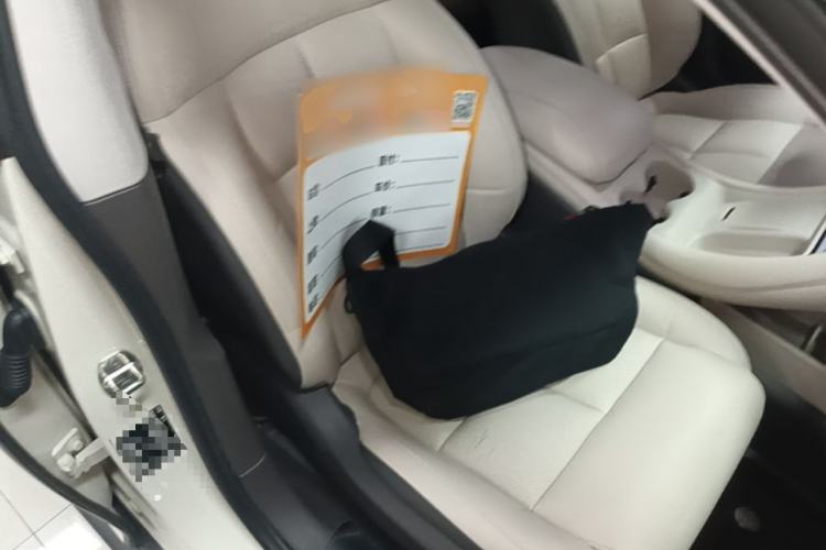 Used IM L6 2024 Max Standard Edition Right Front Seat