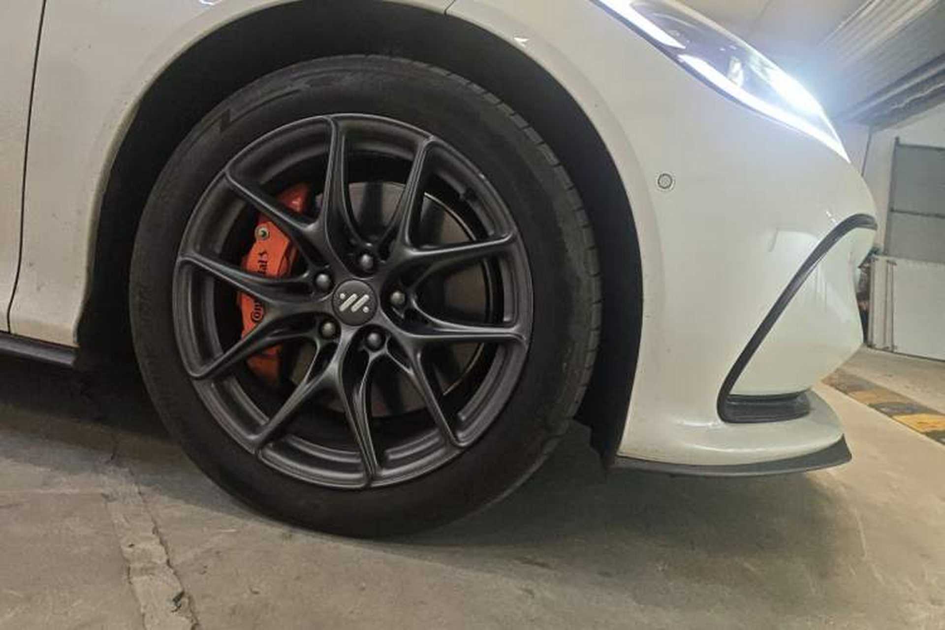 Used IM L6 2024 Max Enhanced Performance Edition Right Front Wheel Hub