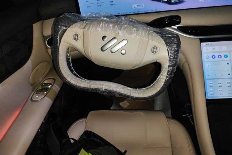 Used IM L6 2024 Max Standard Edition Steering Wheel
