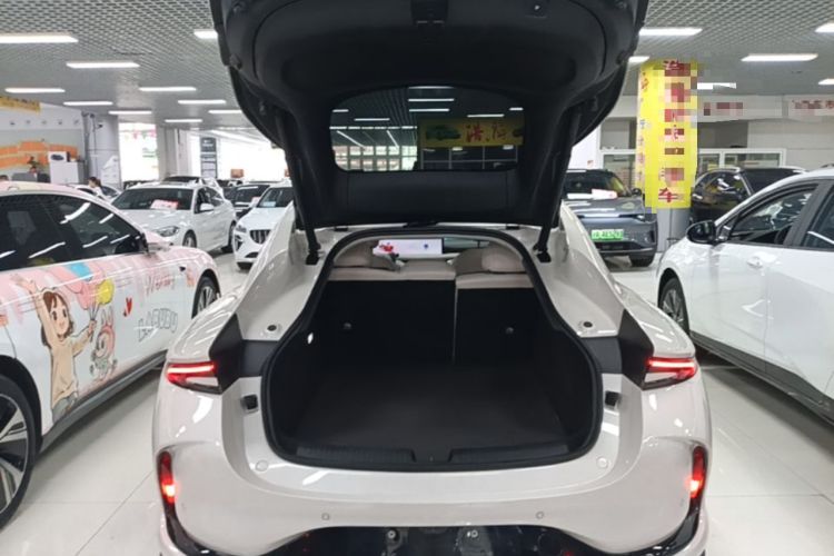 Used IM L6 2024 Max Standard Edition Trunk