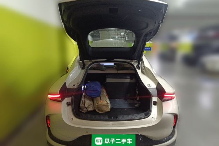 Used IM L6 2024 Max Long-Range Version Trunk