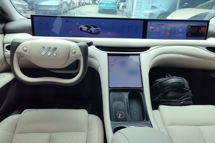 Used IM L6 2024 Max Standard Edition Center Console