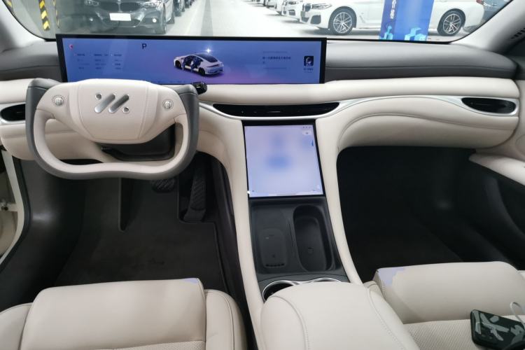 Used IM L6 2024 Max Standard Edition Center Console