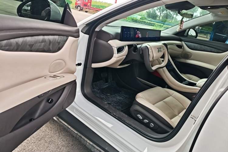 Used IM L6 2024 Max Standard Edition Driver Seat