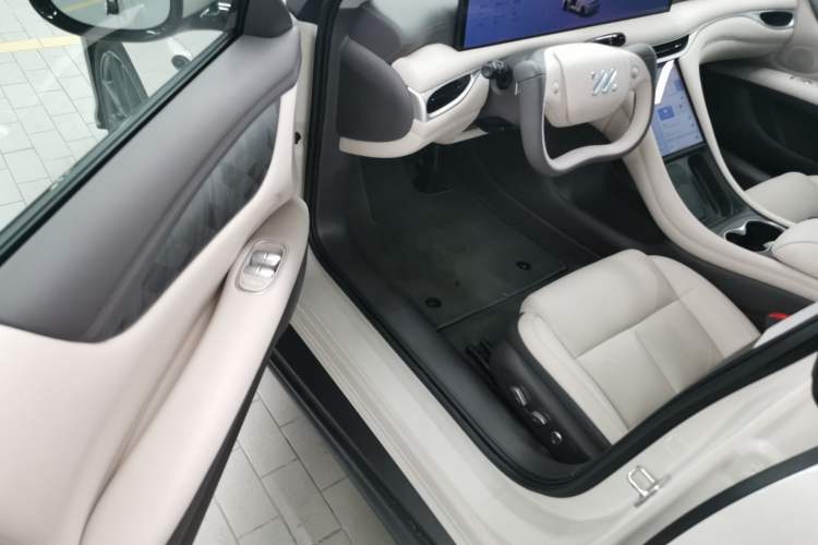 Used IM L6 2024 Max Standard Edition Driver Seat