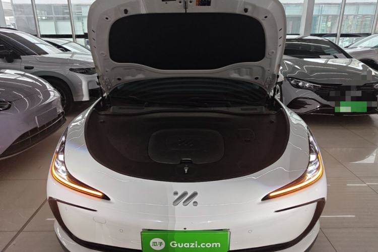 Used IM L6 2024 Max Long-Range Version Engine Bay