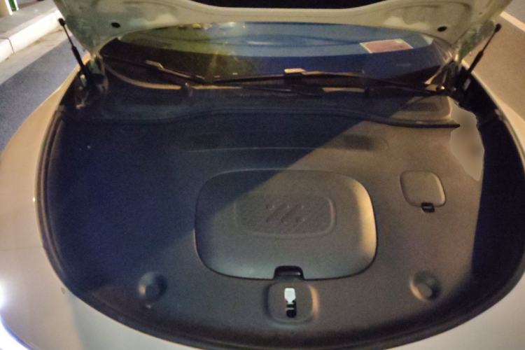 Used IM L6 2024 Max Standard Edition Engine Bay