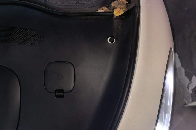 Used IM L6 2024 Max Standard Edition Engine Bay Left