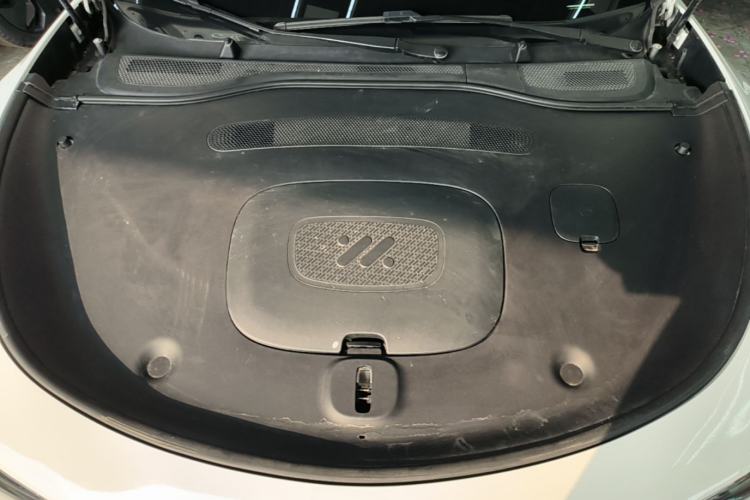Used IM L6 2024 Max Standard Edition Engine Bay