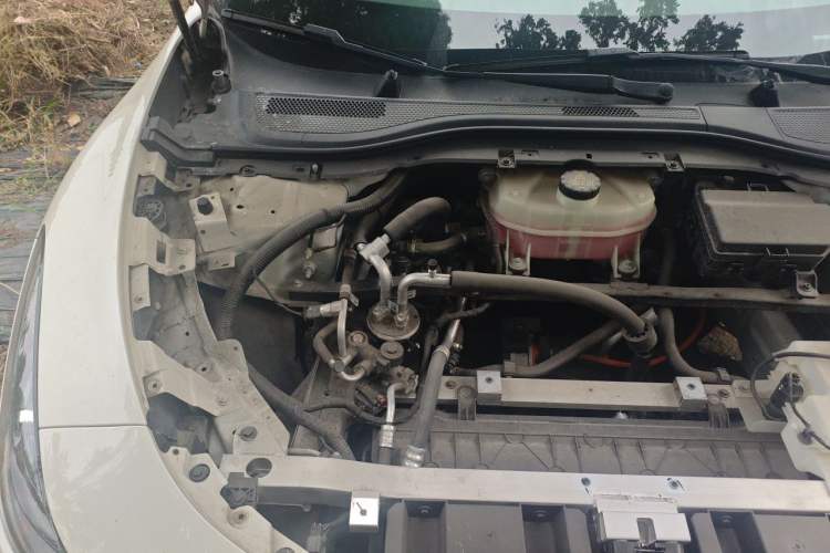 Used IM L6 2024 Max Standard Edition Engine Bay Right