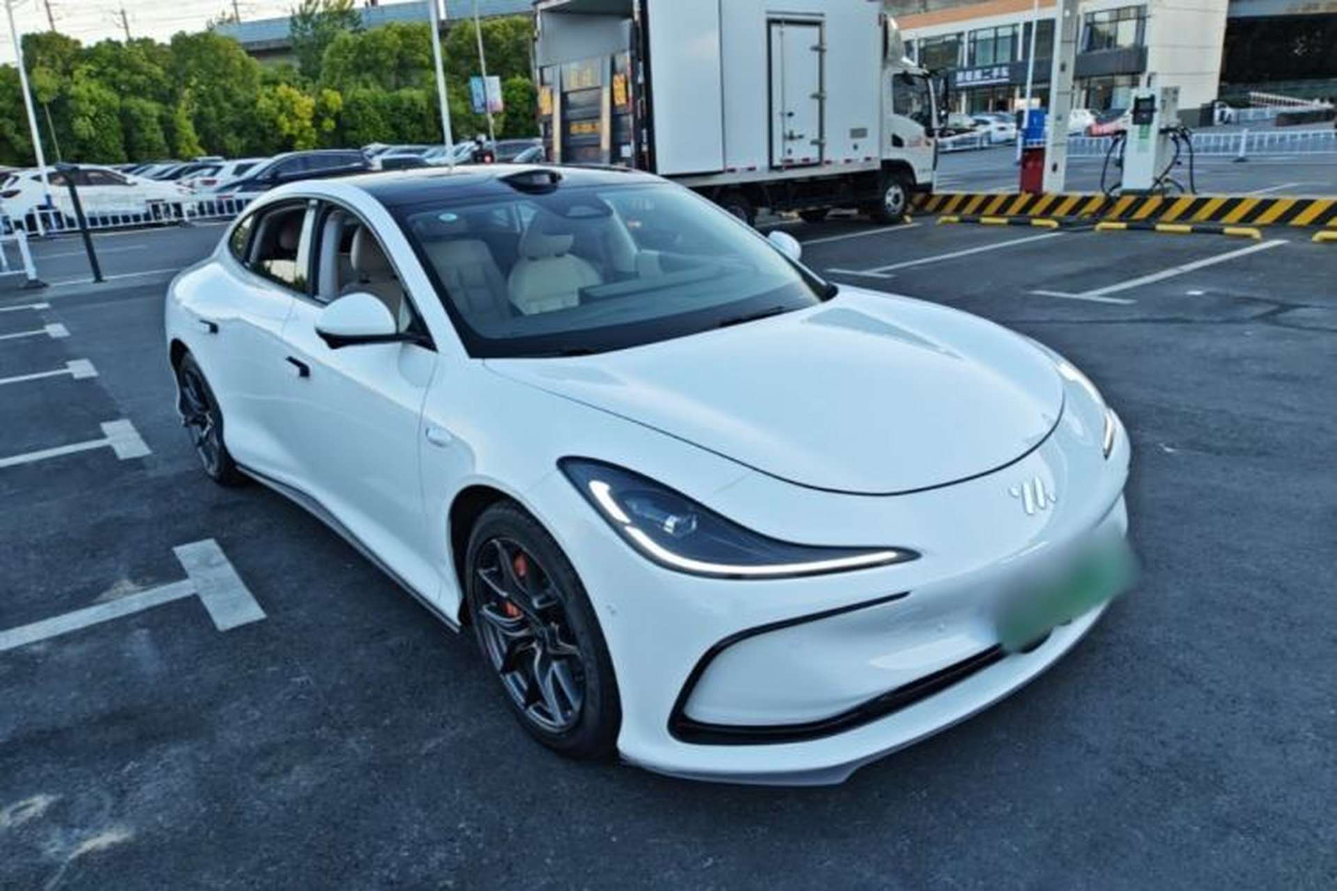 Used IM L6 2024 Max Standard Edition Exterior 1