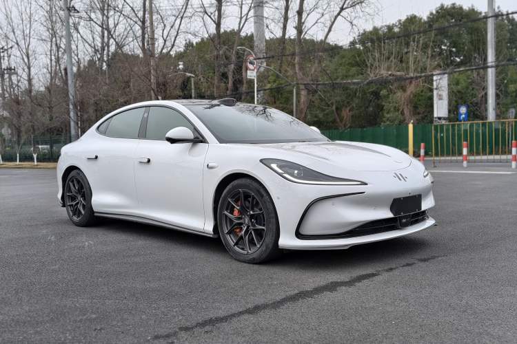 Used IM L6 2024 Max Standard Edition Exterior 2