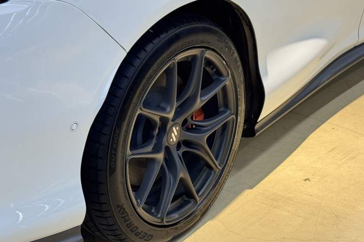 Used IM L6 2024 Max Standard Edition Exterior 9