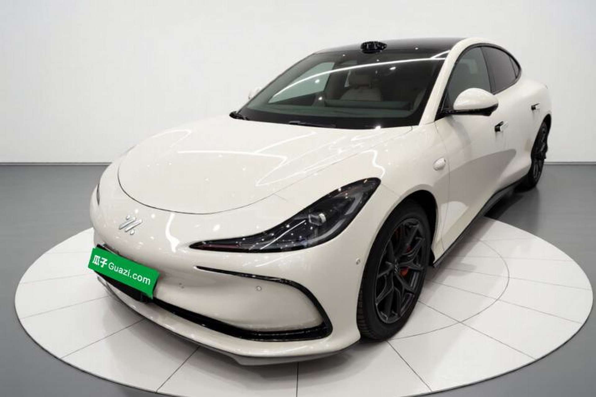 Used IM L6 2024 Max Standard Edition Front Left 45 Deg