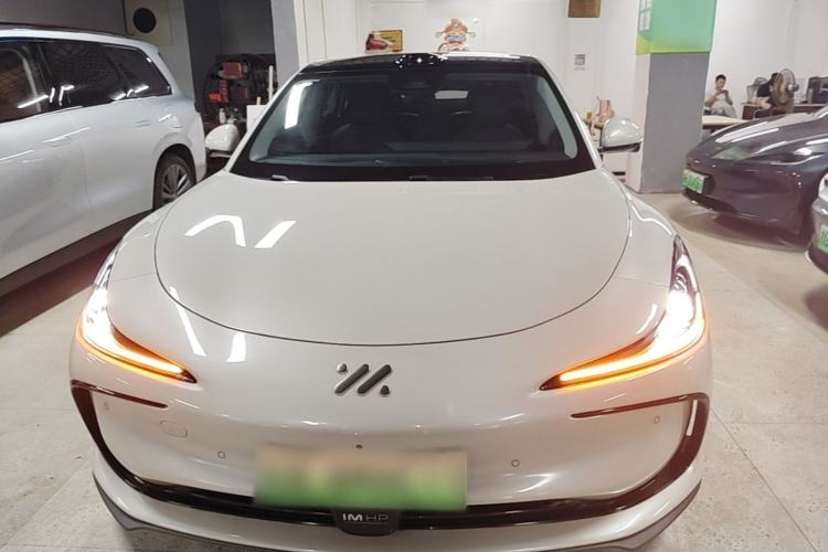Used IM L6 2024 Max Standard Edition Front