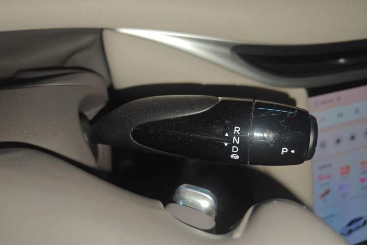 Used IM L6 2024 Max Standard Edition Gear Lever