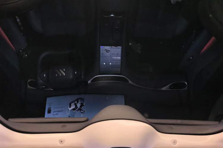 Used IM L6 2024 Max Standard Edition Headliner