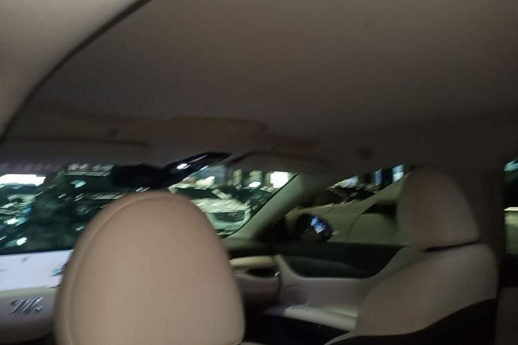 Used IM L6 2024 Max Standard Edition Headliner