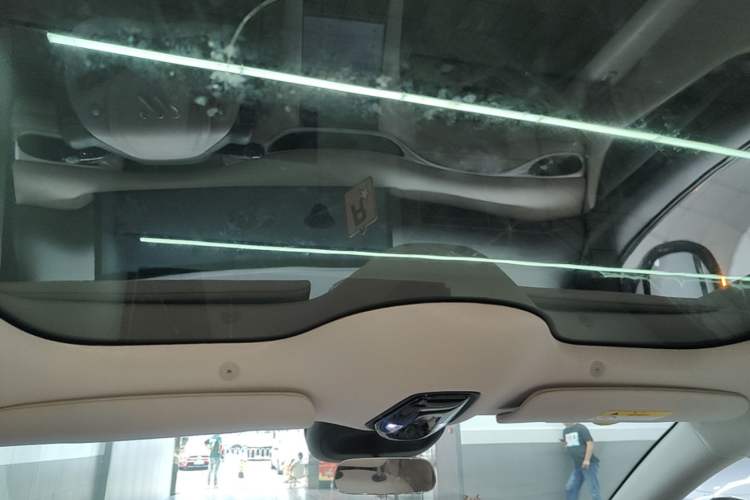 Used IM L6 2024 Max Standard Edition Headliner