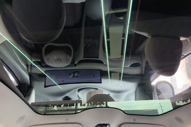 Used IM L6 2024 Max Standard Edition Headliner