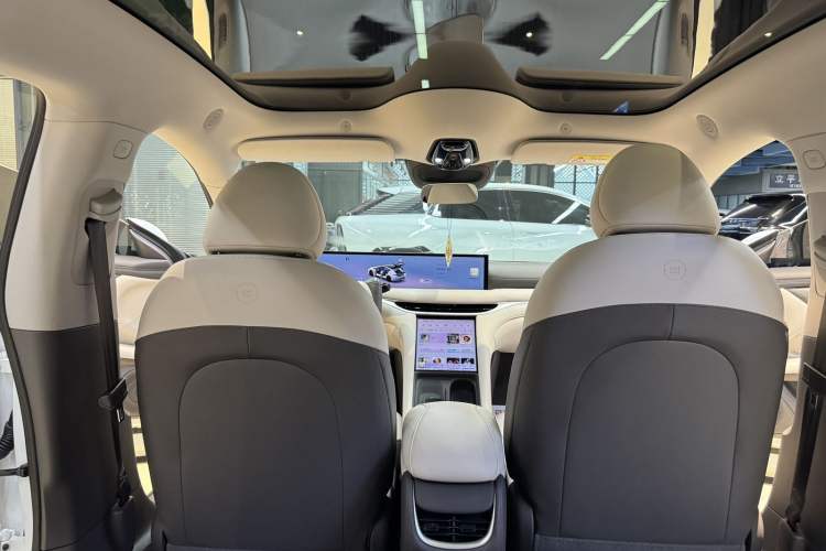 Used IM L6 2024 Max Standard Edition Interior 11