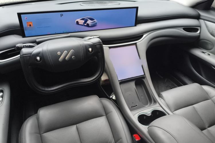 Used IM L6 2024 Max Standard Edition Interior 2