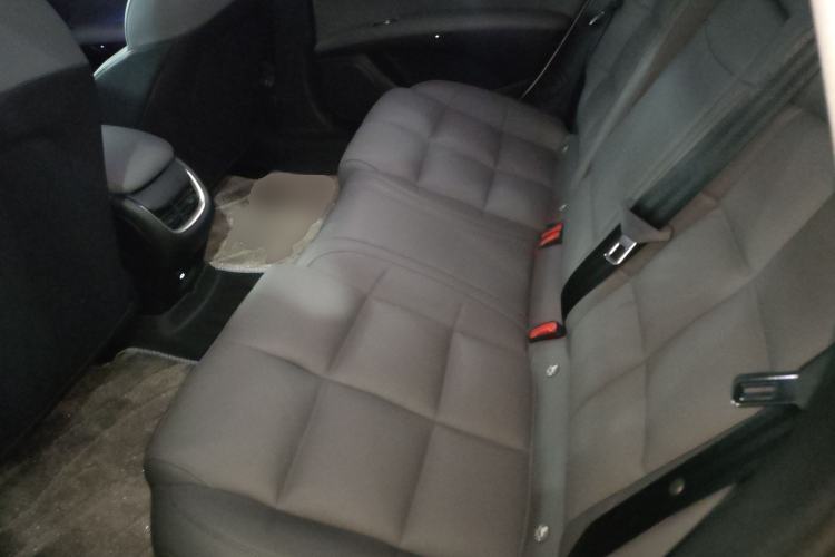 Used IM L6 2024 Max Standard Edition Interior 4