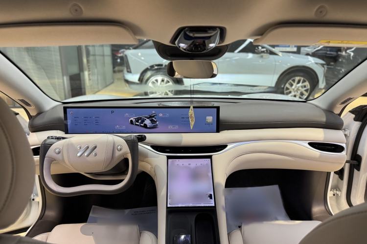 Used IM L6 2024 Max Standard Edition Interior 9