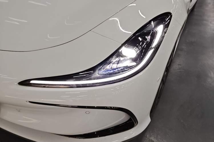 Used IM L6 2024 Max Standard Edition Left Front Headlight