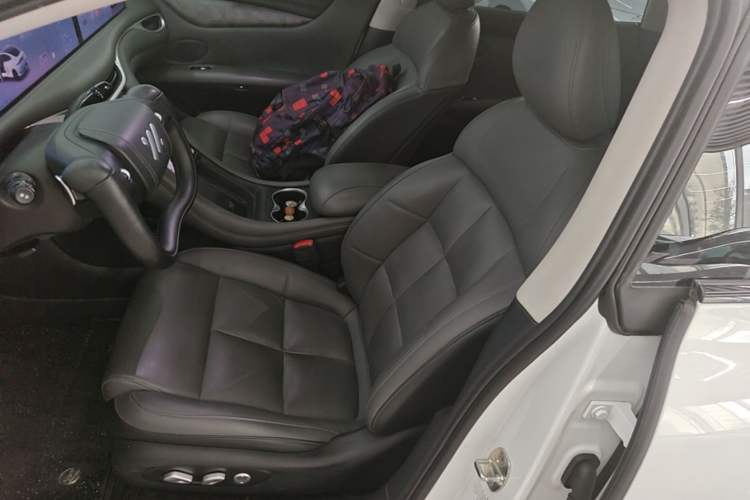 Used IM L6 2024 Max Long-Range Version Left Front Seat