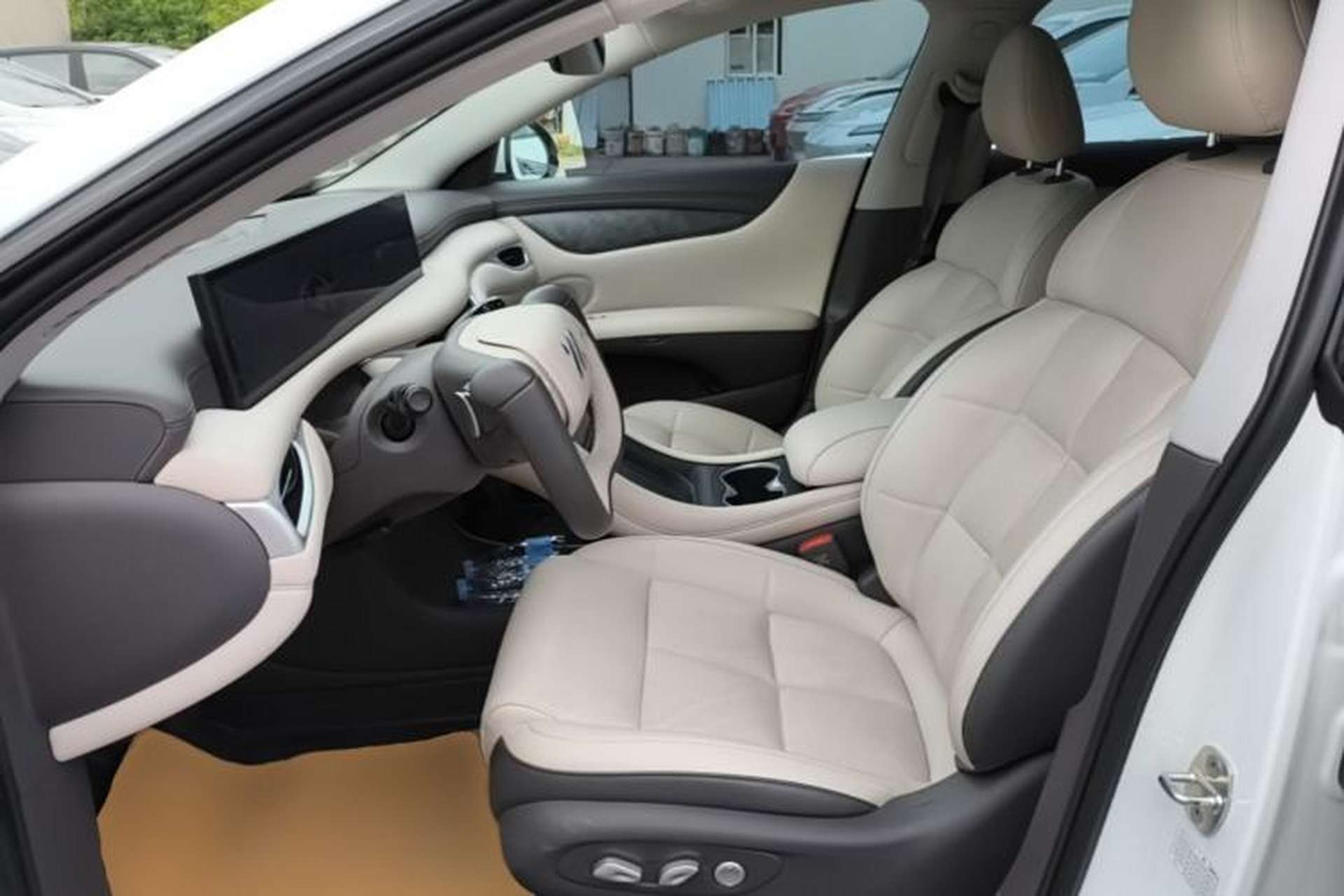 Used IM L6 2024 Max Standard Edition Left Front Seat