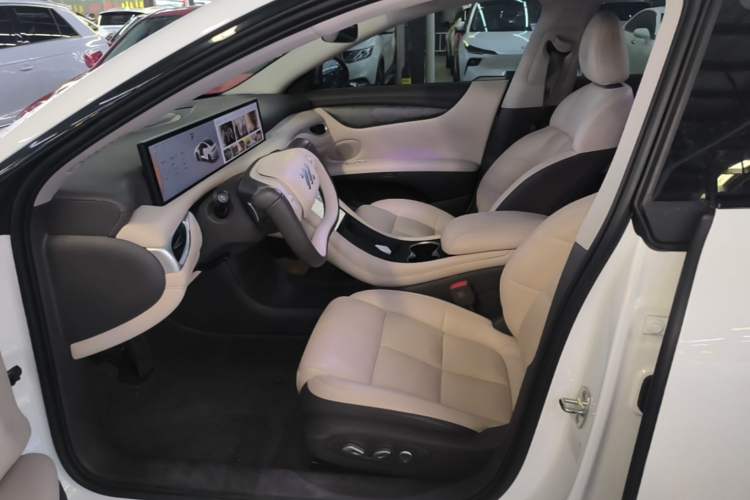 Used IM L6 2024 Max Standard Edition Left Front Seat