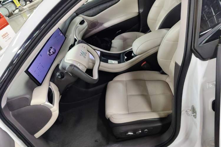 Used IM L6 2024 Max Standard Edition Left Front Seat