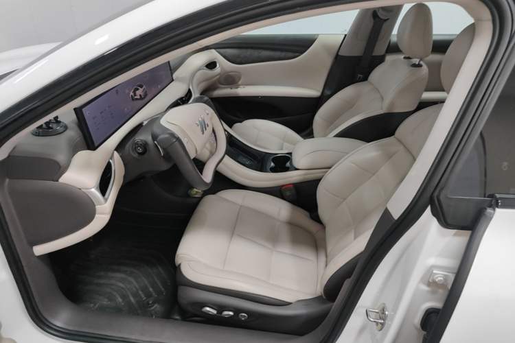 Used IM L6 2024 Max Standard Edition Left Front Seat