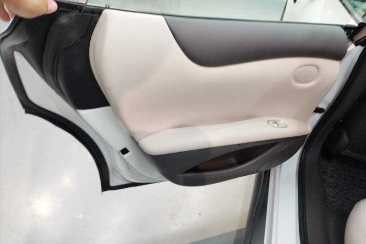 Used IM L6 2024 Max Standard Edition Left Rear Door Interior