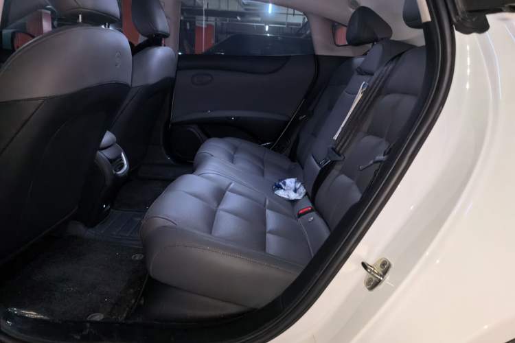 Used IM L6 2024 Max Standard Edition Left Rear Seat
