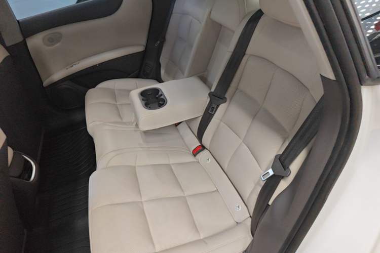 Used IM L6 2024 Max Standard Edition Left Rear Seat