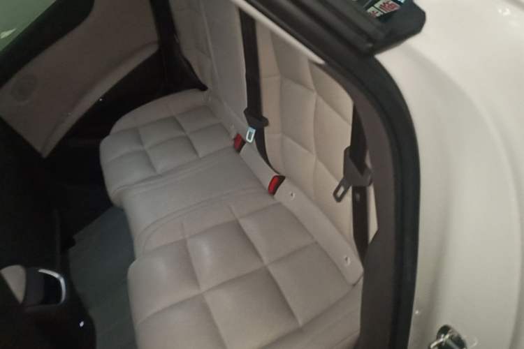 Used IM L6 2024 Max Standard Edition Left Rear Seat