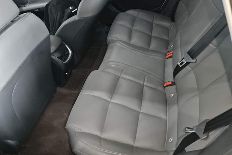Used IM L6 2024 Max Standard Edition Left Rear Seat