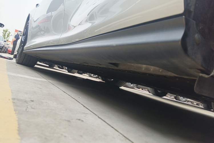 Used IM L6 2024 Max Standard Edition Left Side Sill