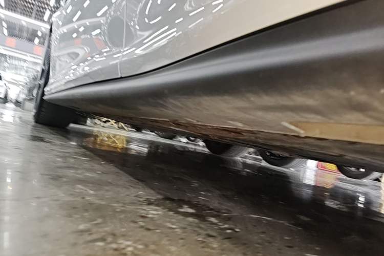 Used IM L6 2024 Max Standard Edition Left Side Sill