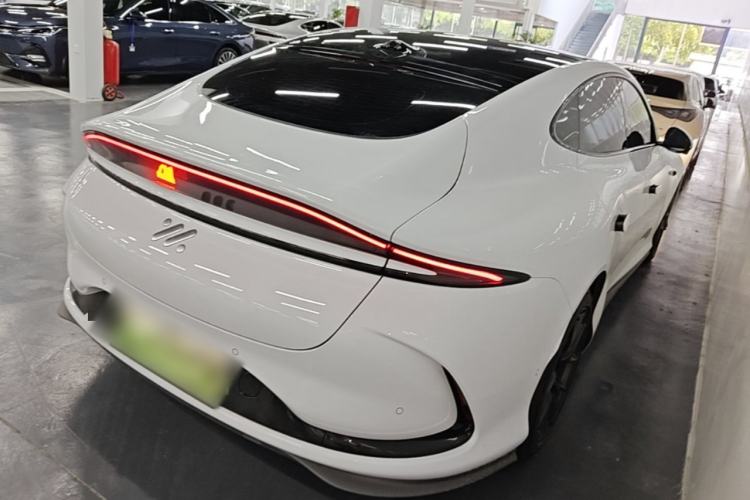 Used IM L6 2024 Max Standard Edition Rear Right 45 Deg