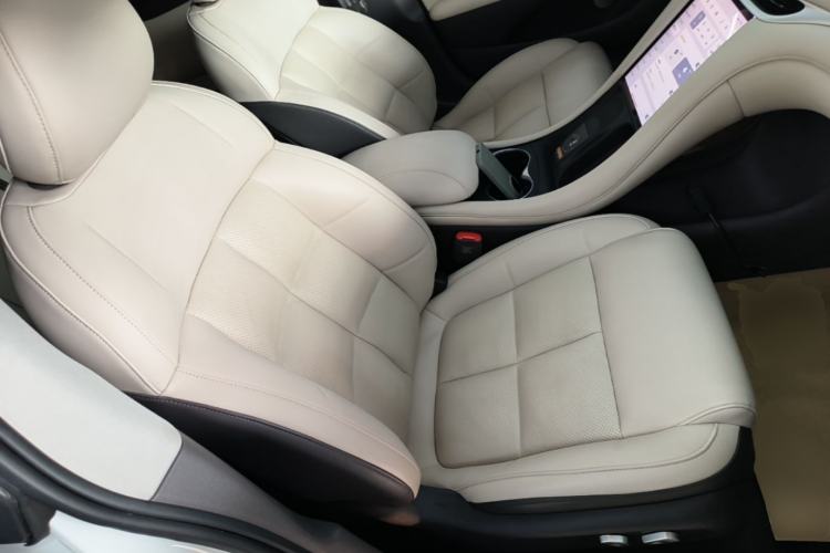 Used IM L6 2024 Max Standard Edition Right Front Seat