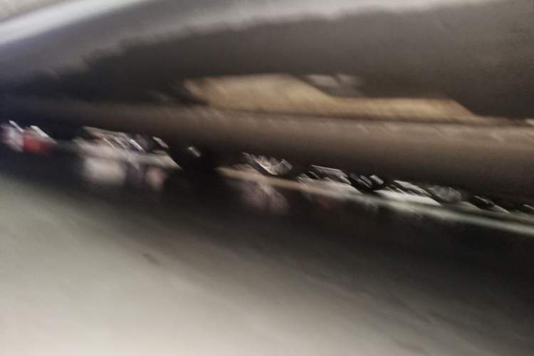 Used IM L6 2024 Max Standard Edition Right Side Sill