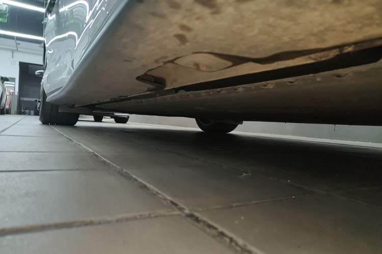 Used IM L6 2024 Max Standard Edition Right Side Sill