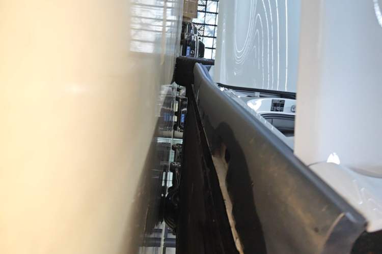 Used IM L6 2024 Max Standard Edition Right Side Sill