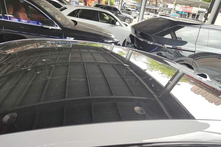 Used IM L6 2024 Max Standard Edition Roof